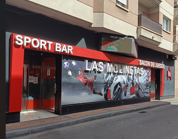 Fachada del Salón Las Molinetas